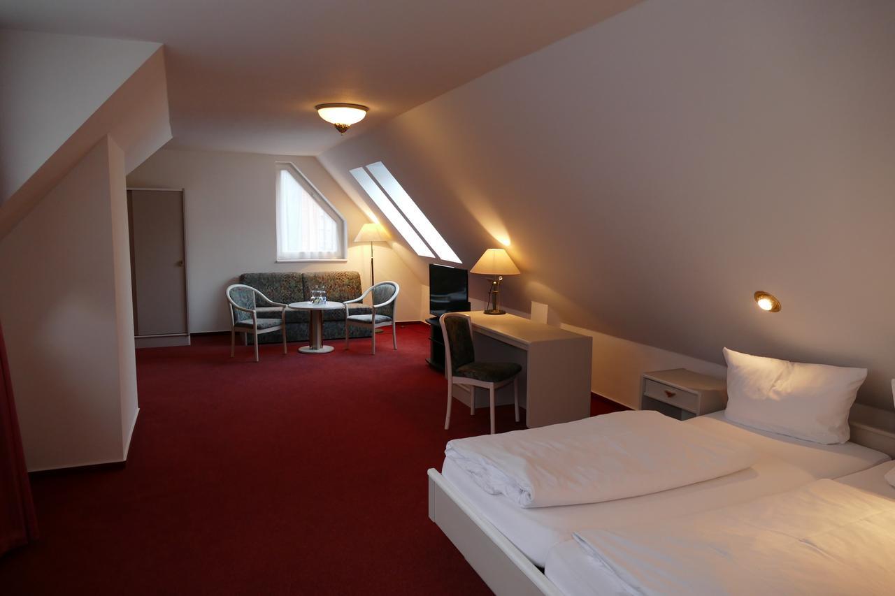 Hotel Am Dom Greifswald Extérieur photo