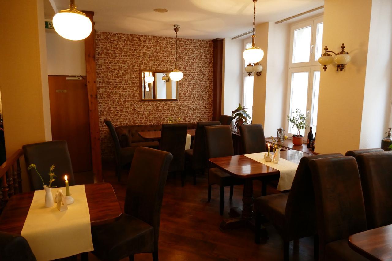 Hotel Am Dom Greifswald Extérieur photo
